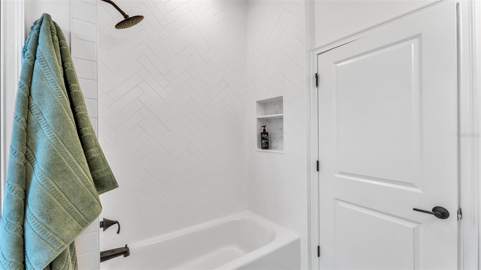 5389 DELPHI HILLS CIR