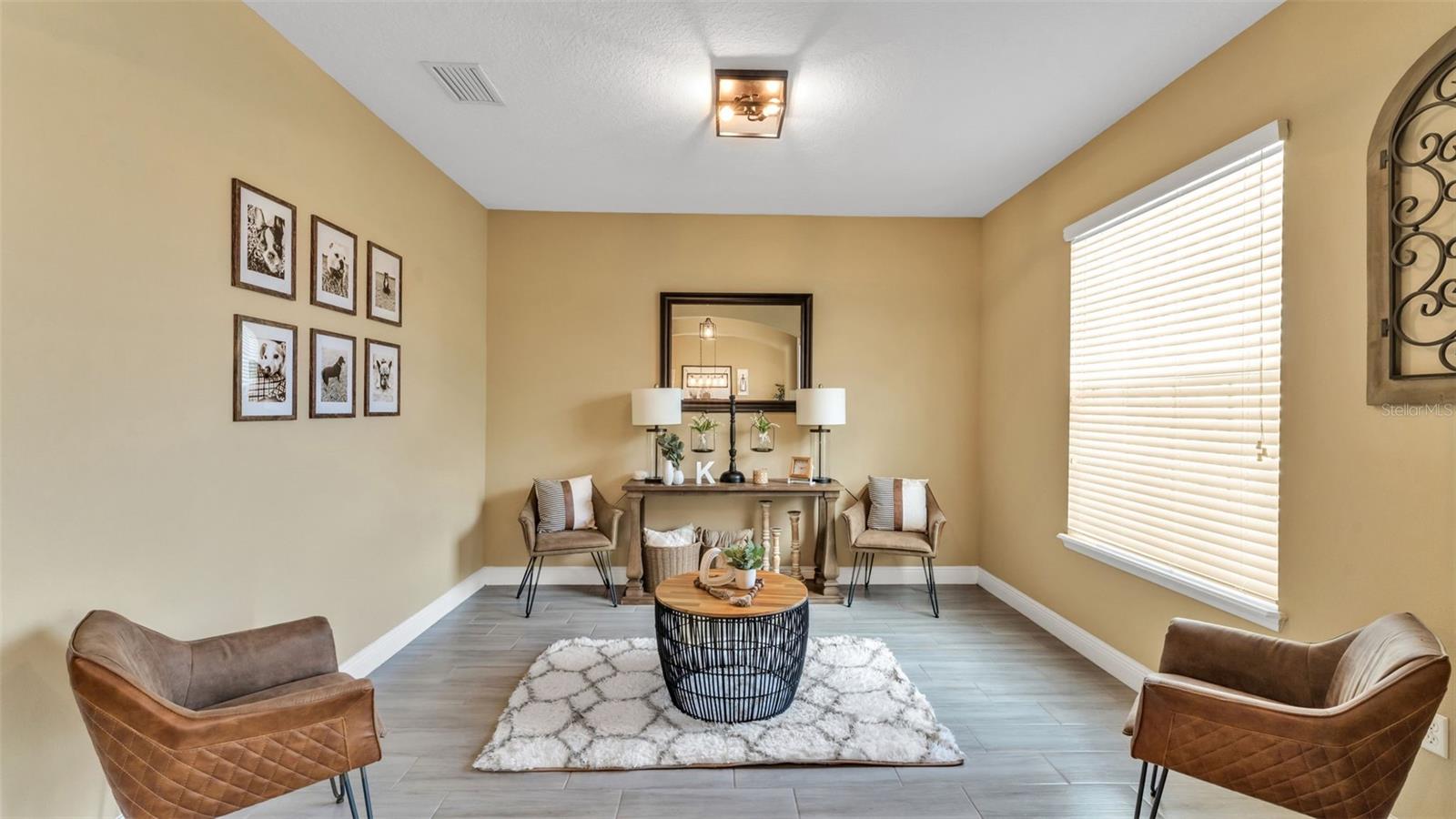 4105 BERKSHIRE LOOP