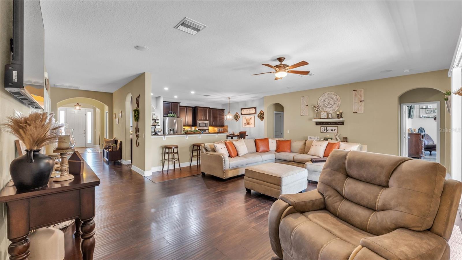 4105 BERKSHIRE LOOP