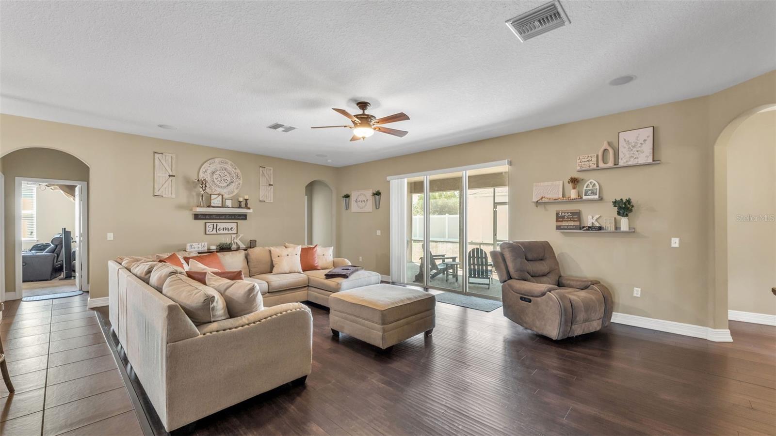 4105 BERKSHIRE LOOP