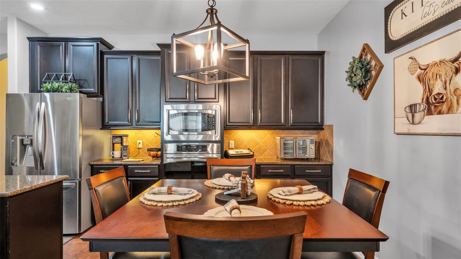 4105 BERKSHIRE LOOP