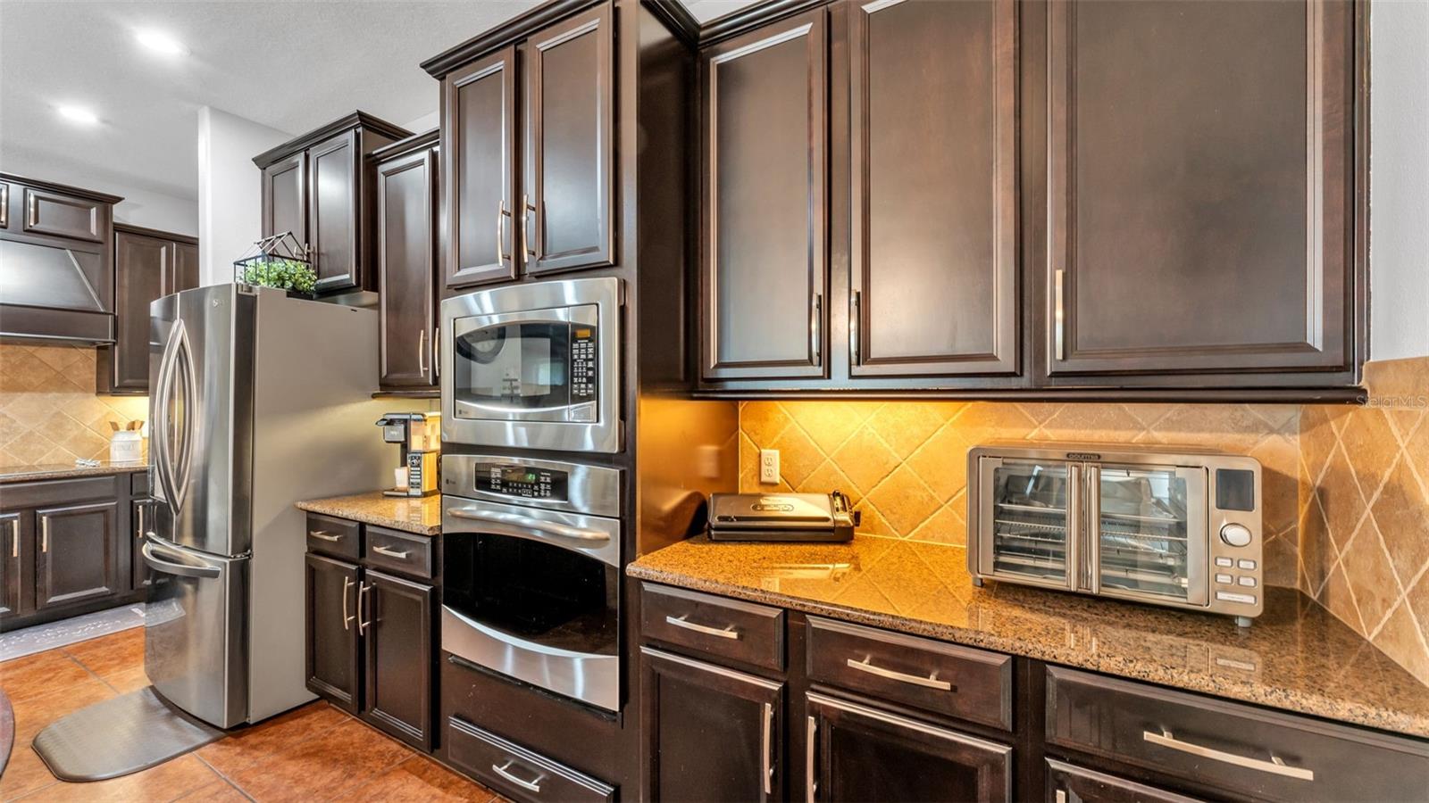 4105 BERKSHIRE LOOP