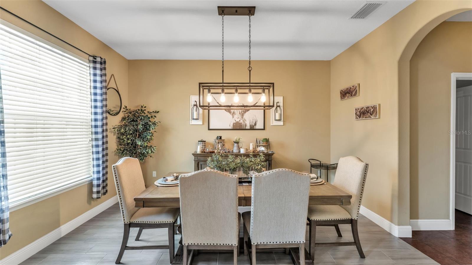 4105 BERKSHIRE LOOP