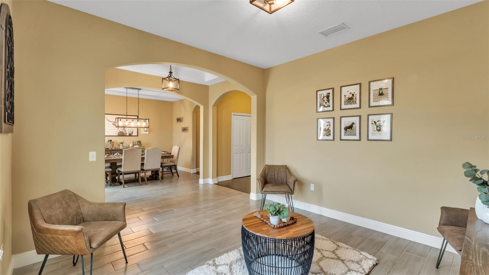 4105 BERKSHIRE LOOP