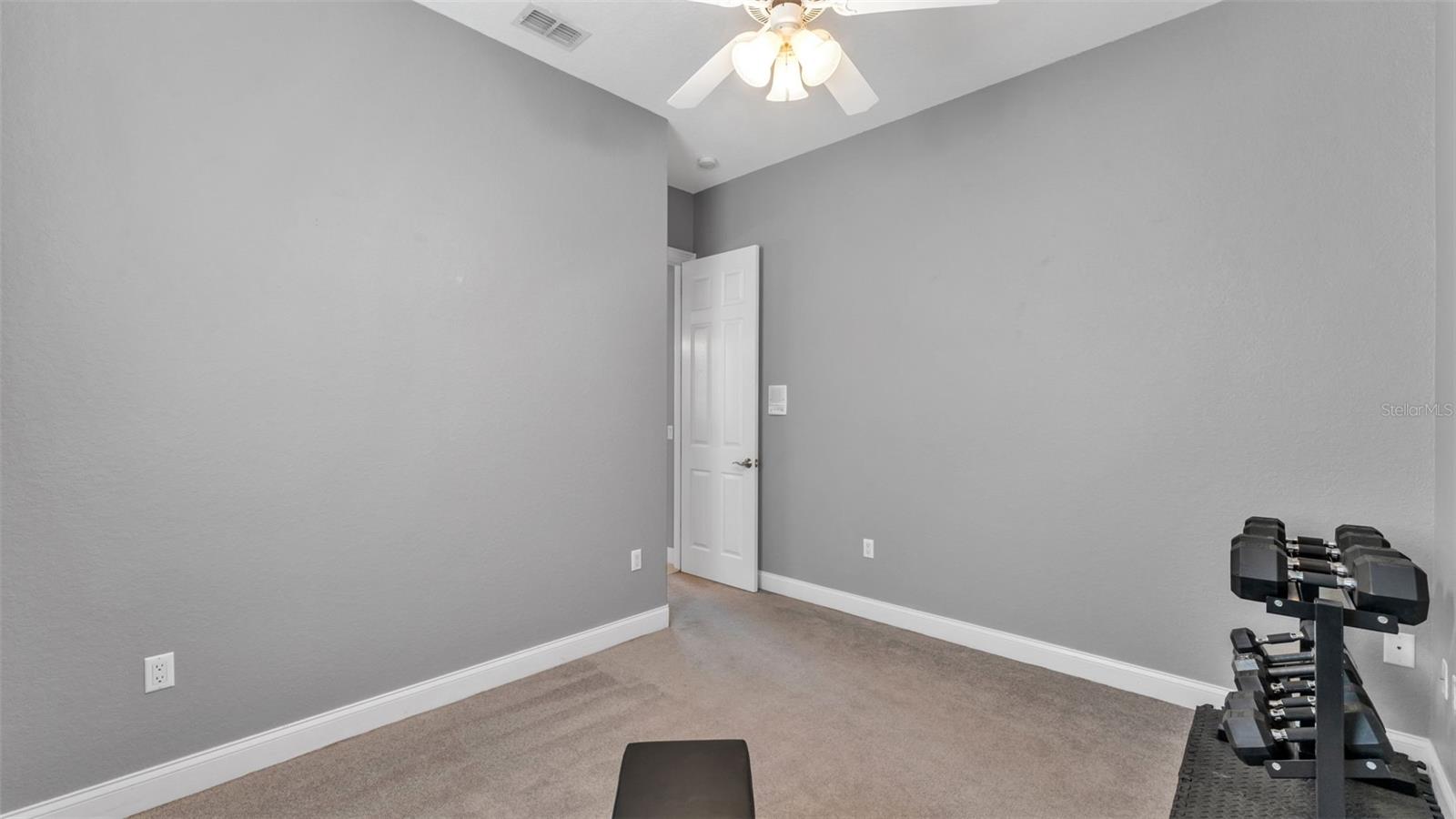 4453 FAIRWAY OAKS DR