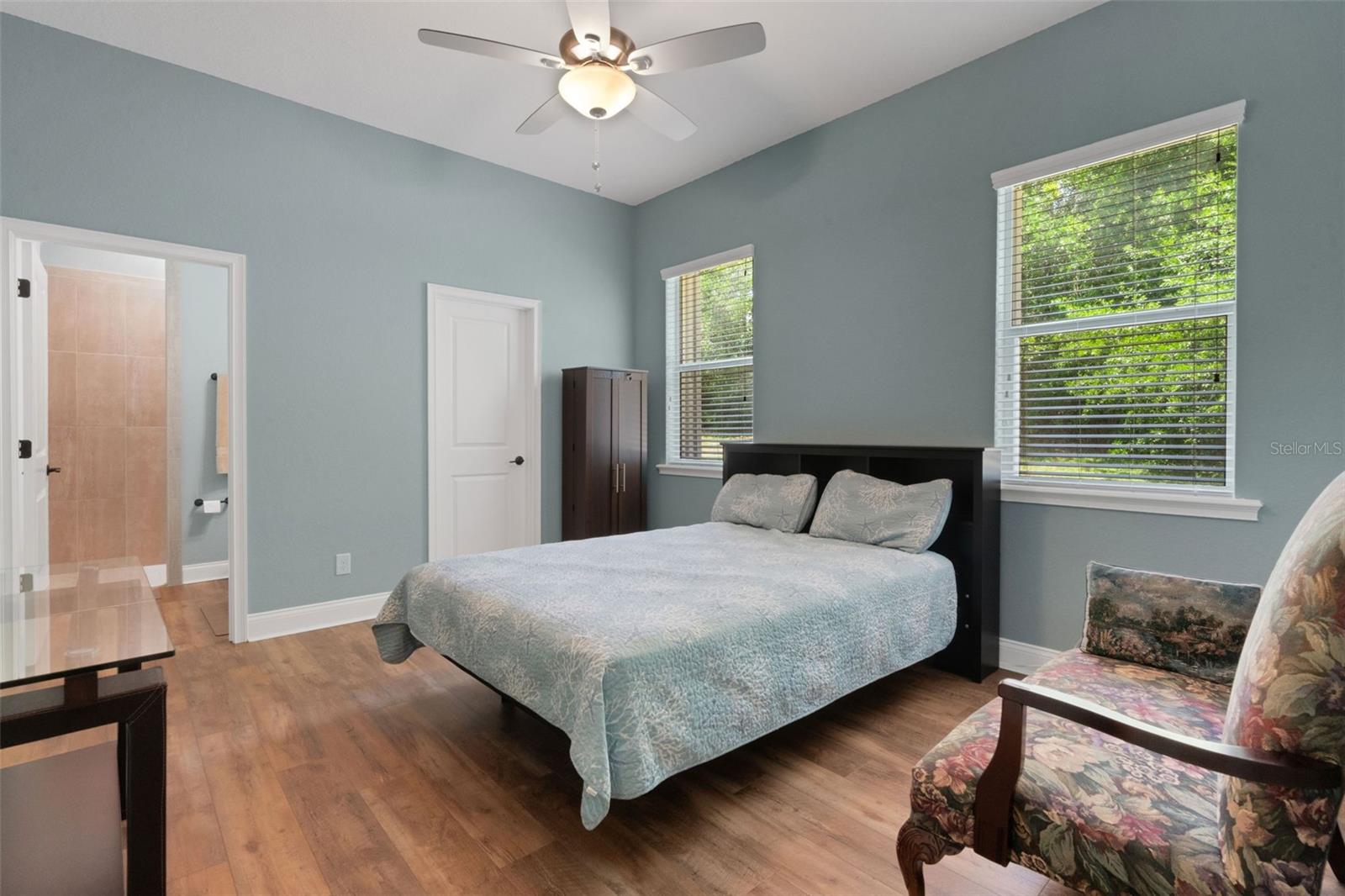 1 BROGDEN CT SE
