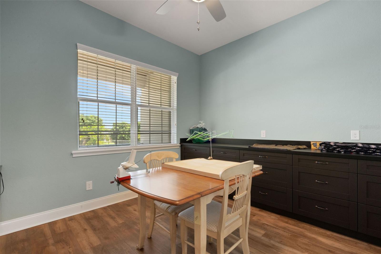 1 BROGDEN CT SE