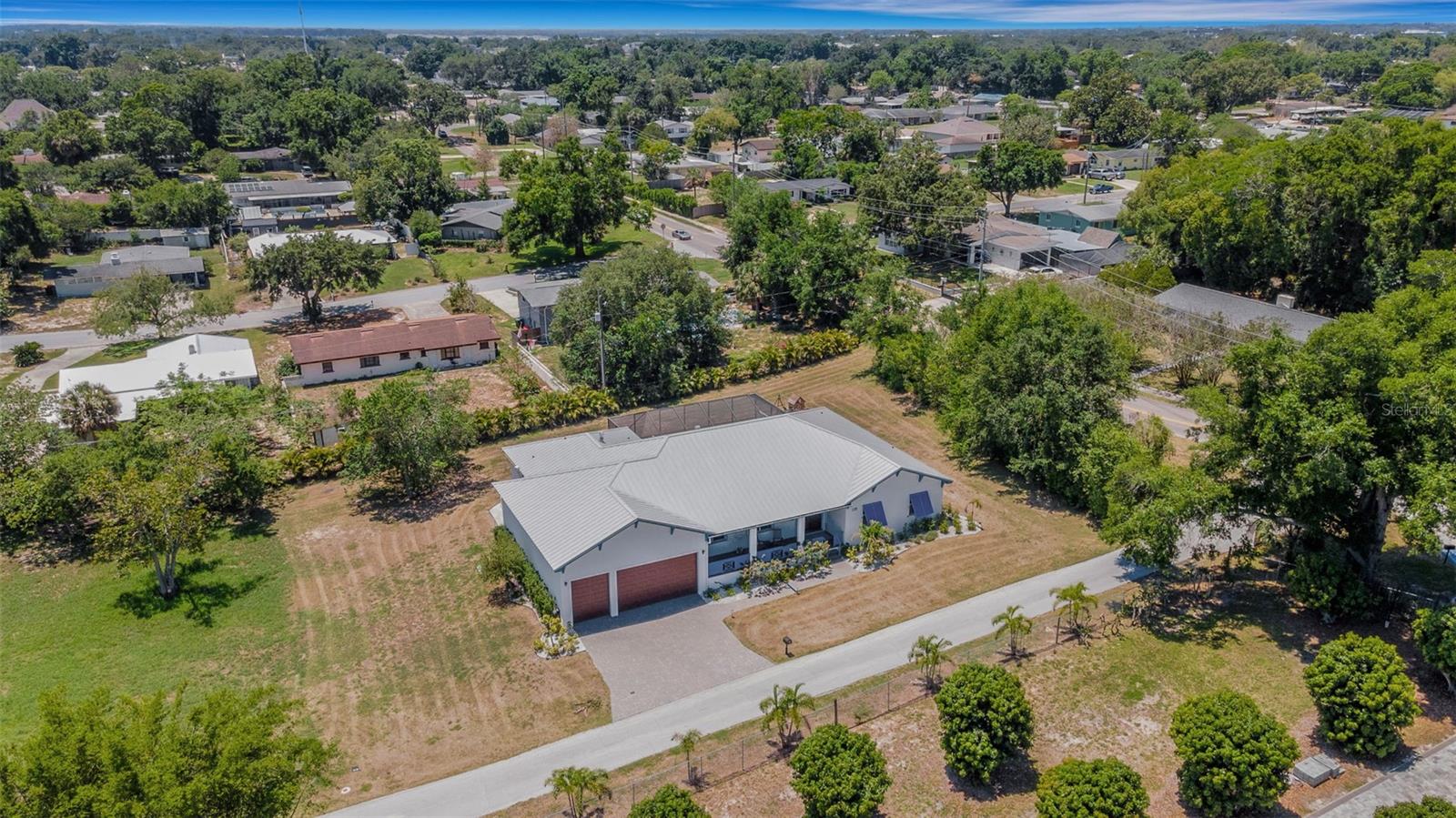 1 BROGDEN CT SE
