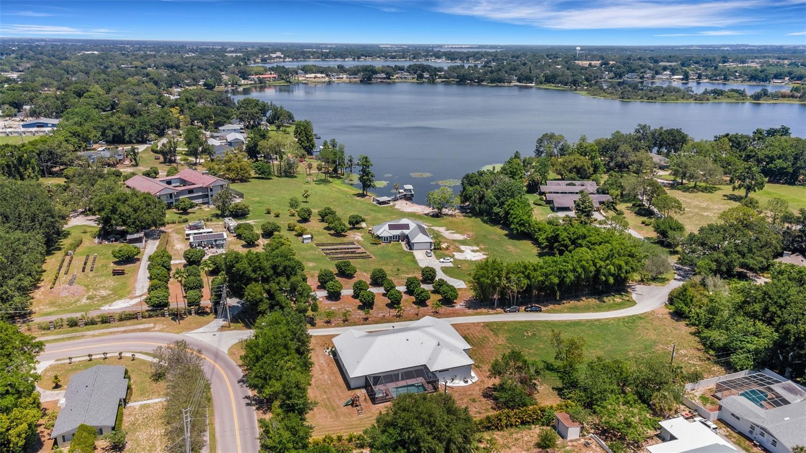 1 BROGDEN CT SE