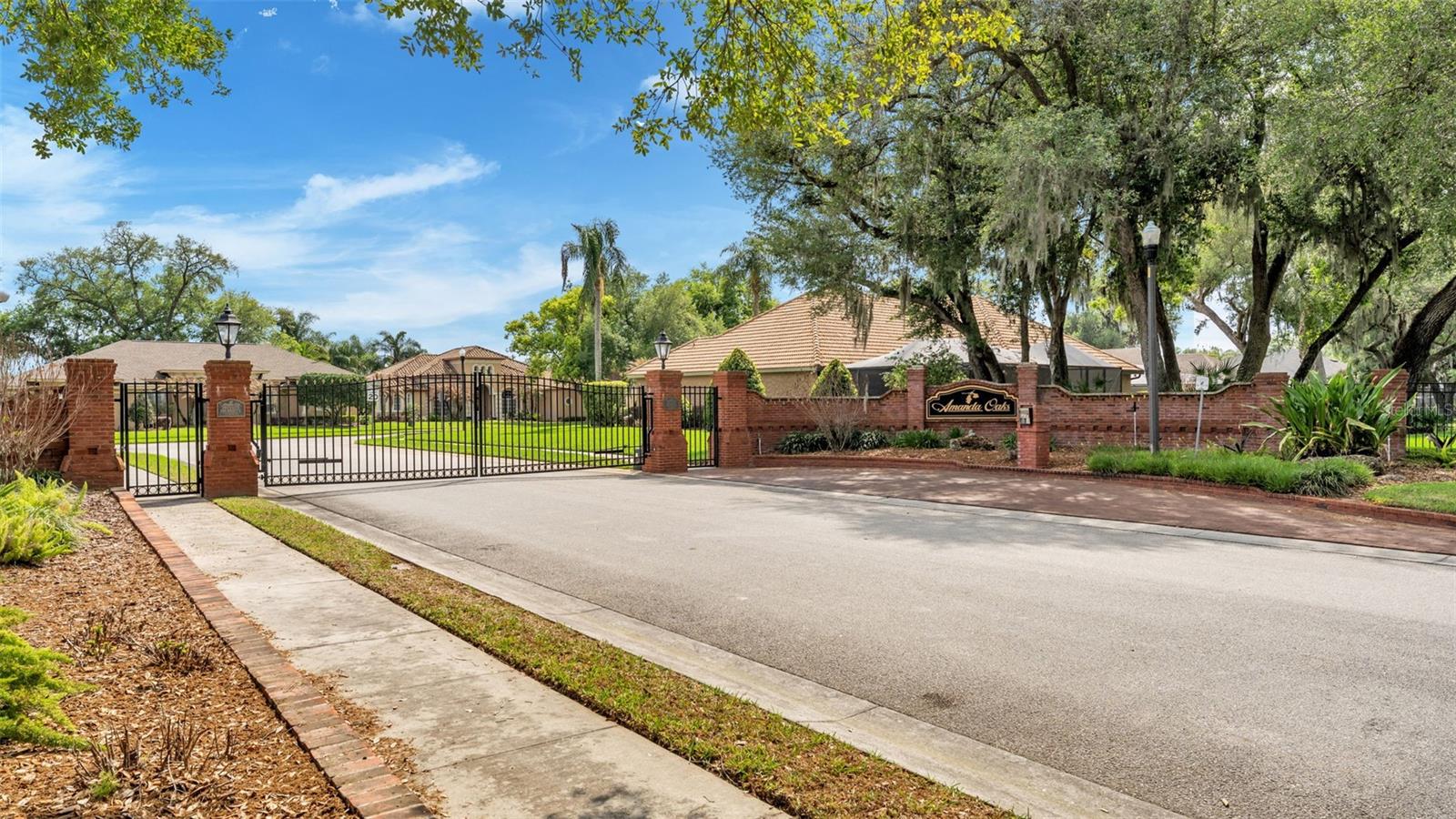 6883 LACY DR