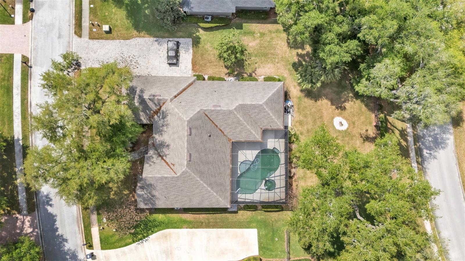 6883 LACY DR