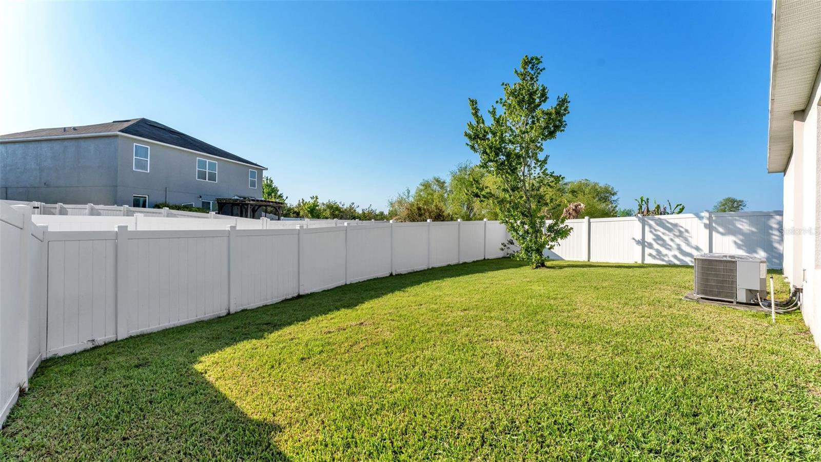 2162 BLUE HIGHLANDS DR