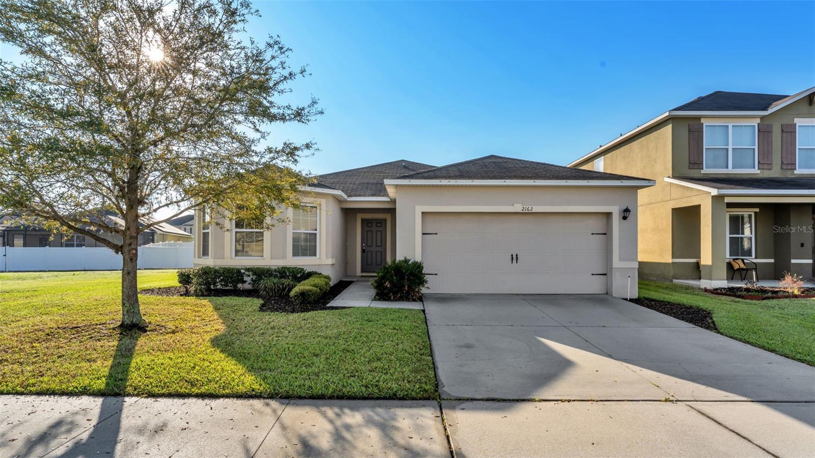 2162 BLUE HIGHLANDS DR