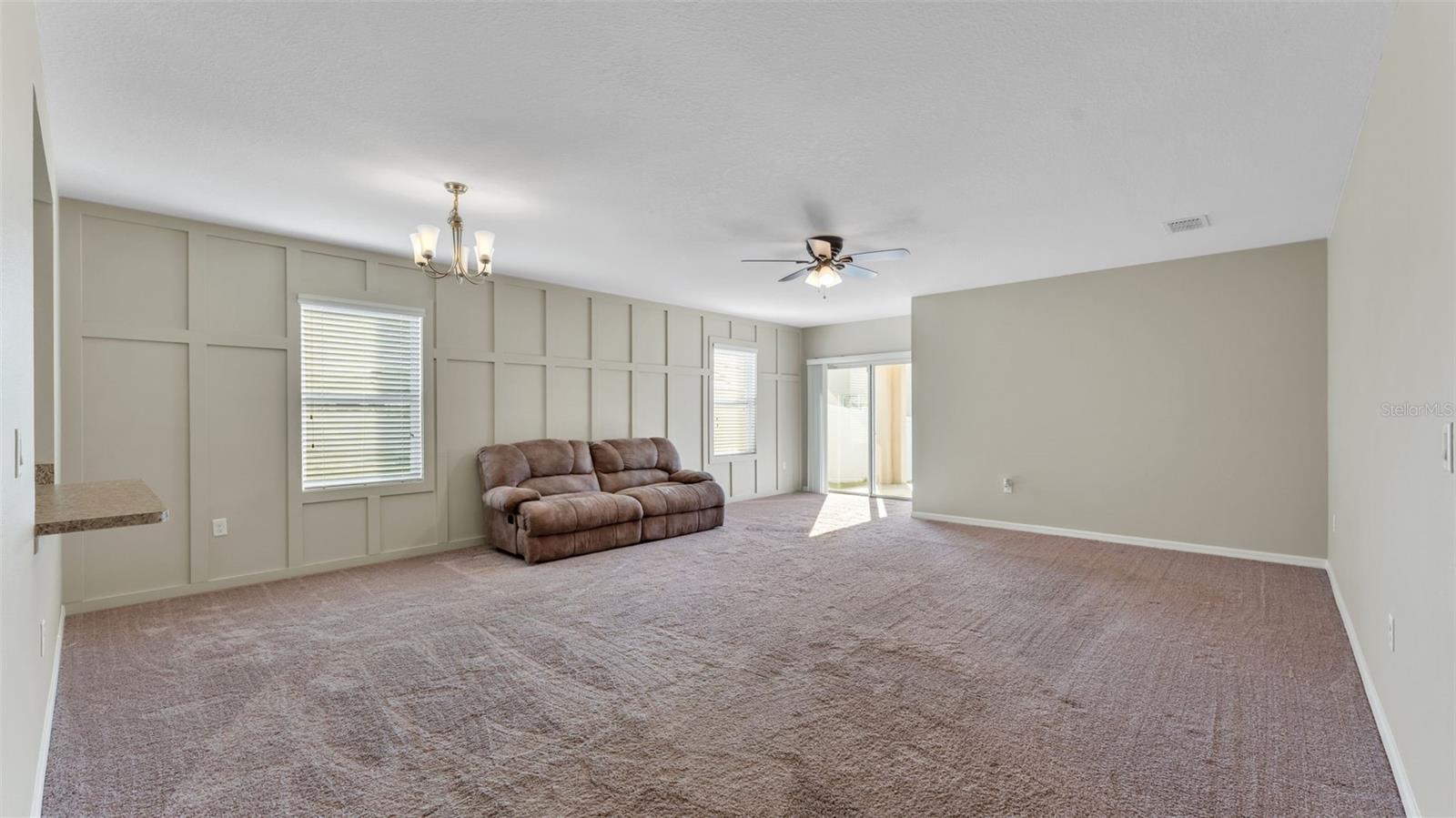 2162 BLUE HIGHLANDS DR