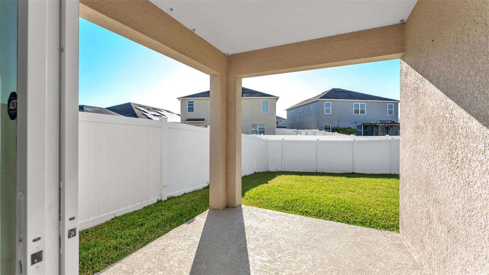 2162 BLUE HIGHLANDS DR