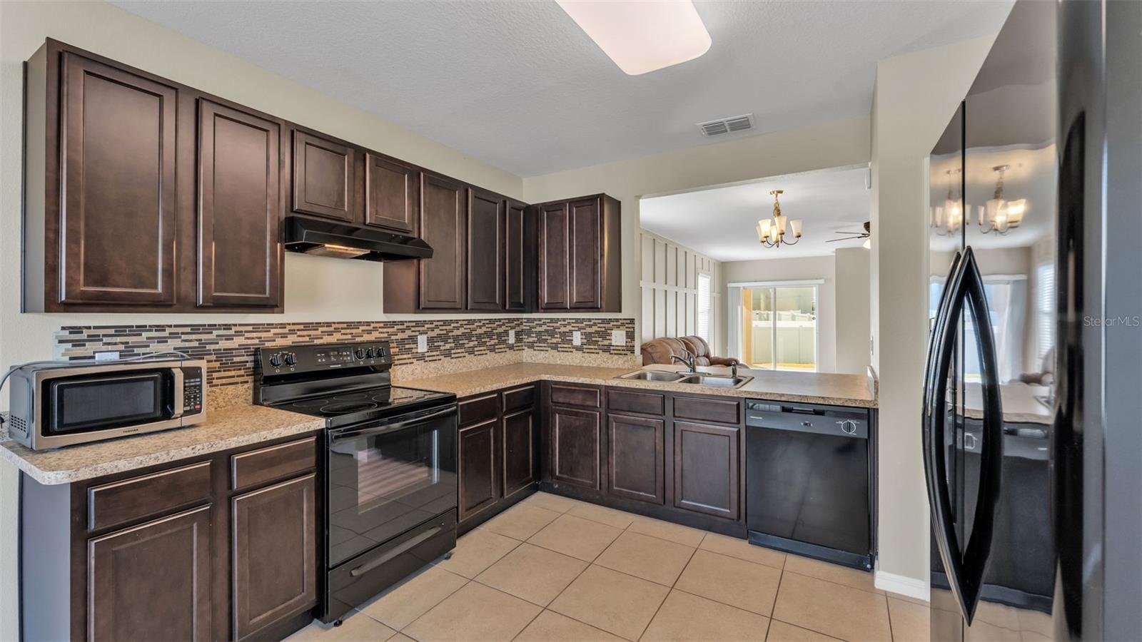 2162 BLUE HIGHLANDS DR
