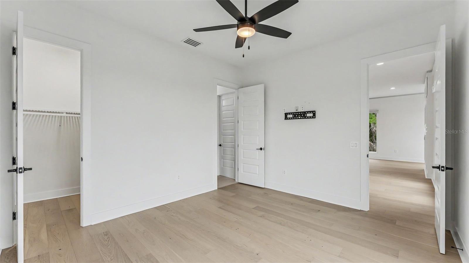 5411 DELPHI HILLS CIR