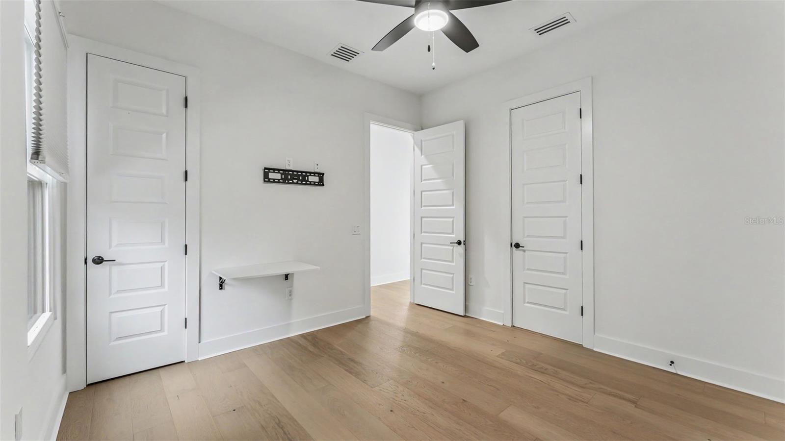 5411 DELPHI HILLS CIR