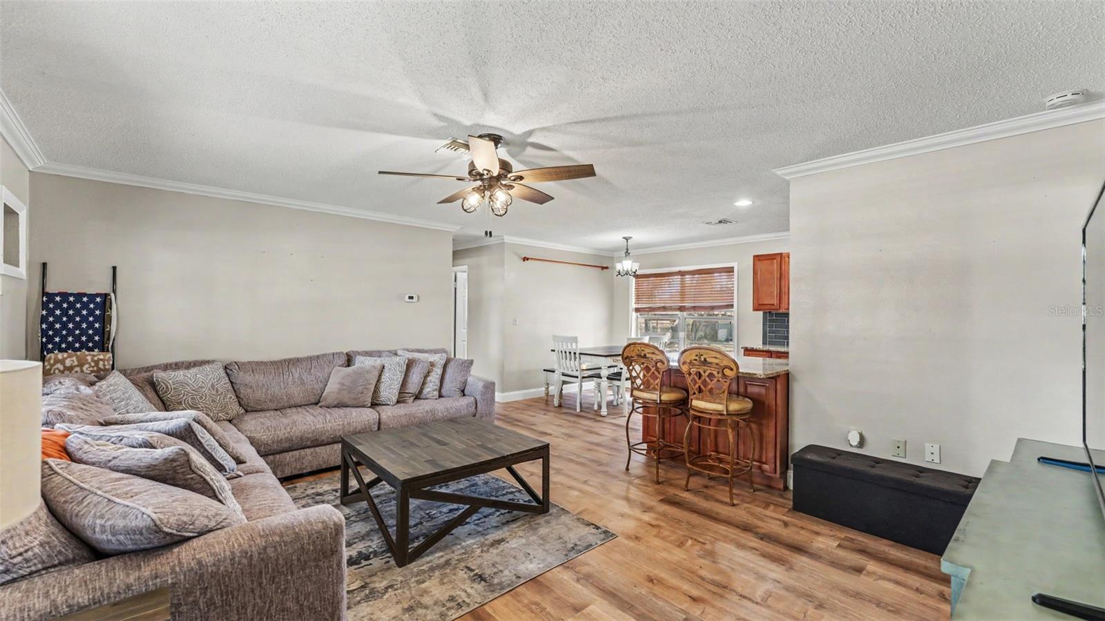 1422 NANCESOWEE AVE