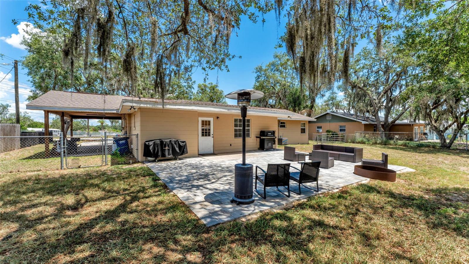 1422 NANCESOWEE AVE