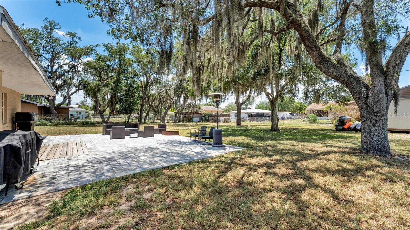 1422 NANCESOWEE AVE