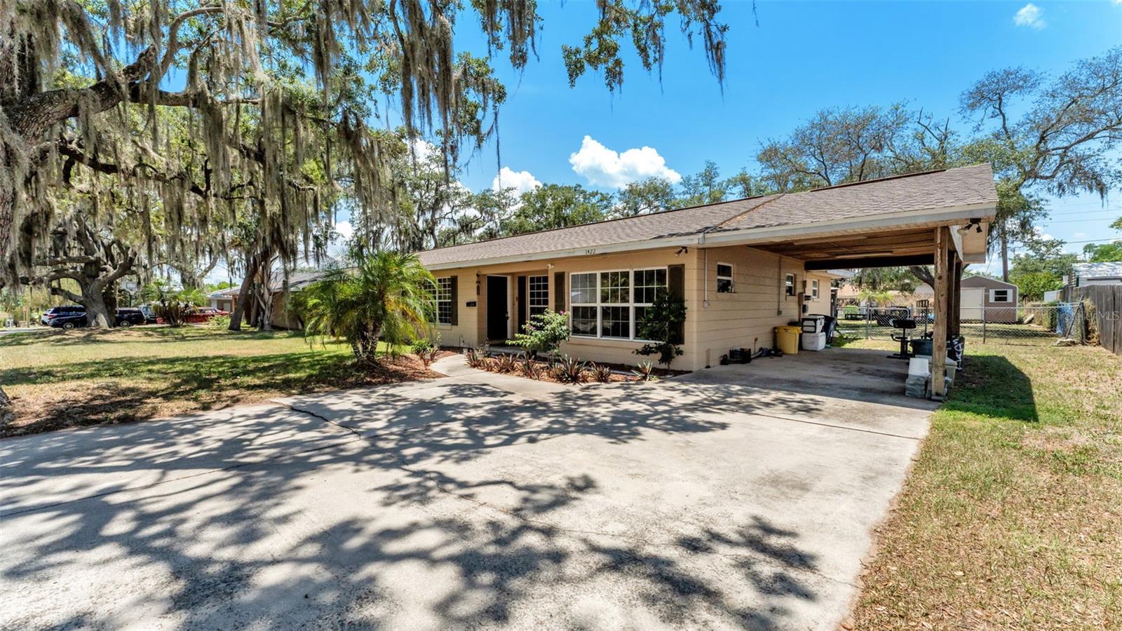 1422 NANCESOWEE AVE