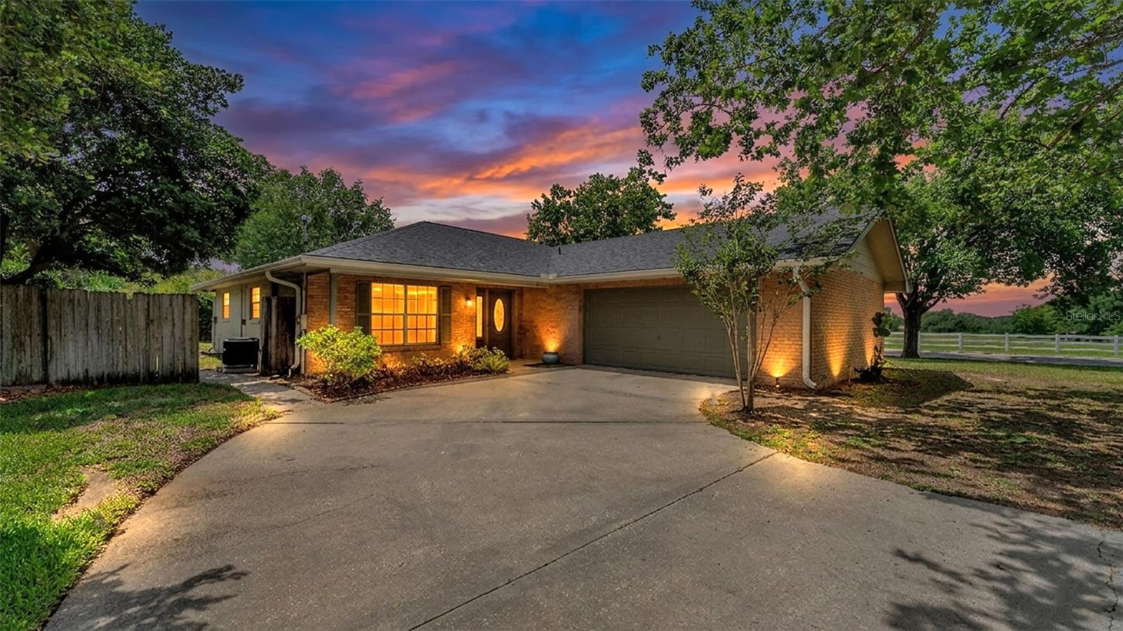 4605 VALLEY VIEW DR E