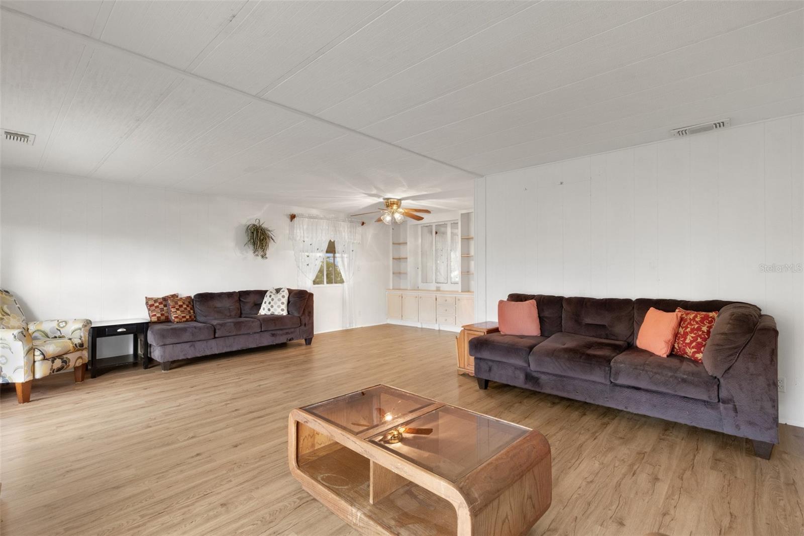 1610 REYNOLDS RD #375