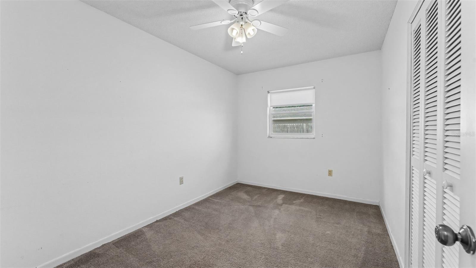 1050 BEARCREEK DR