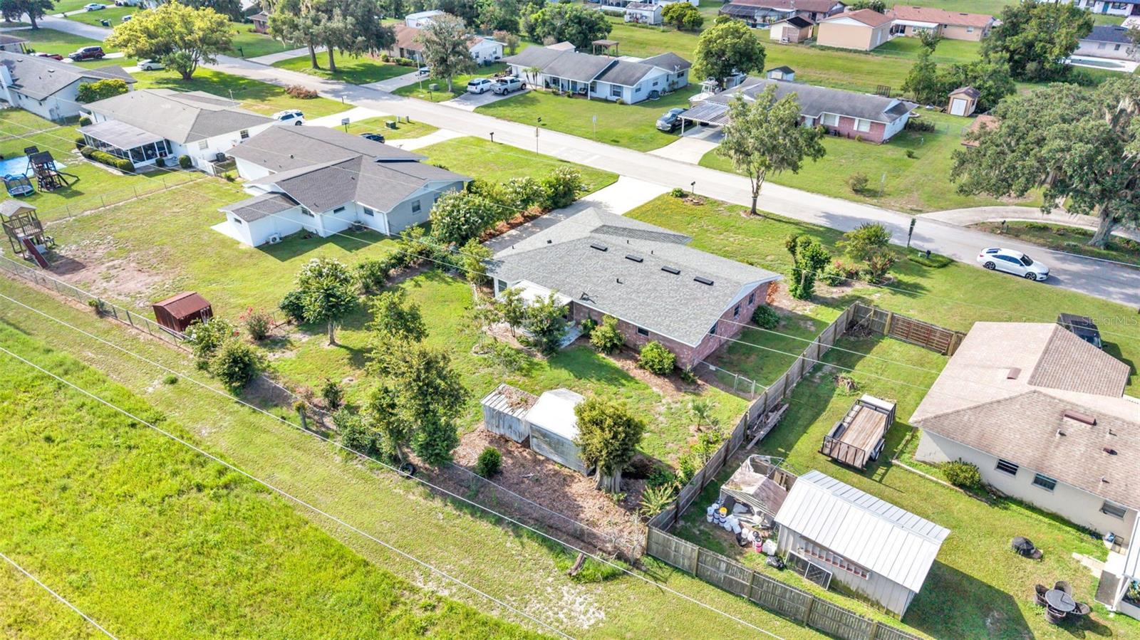 1050 BEARCREEK DR