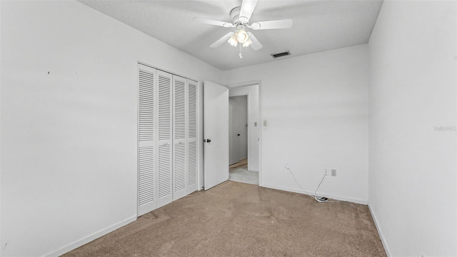 1050 BEARCREEK DR