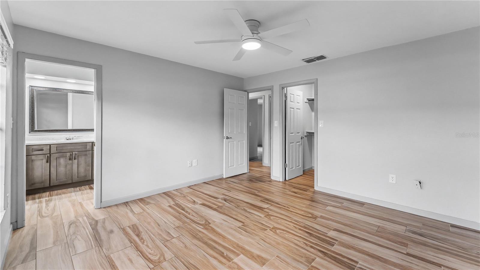 1930 HIGH GLEN CT S