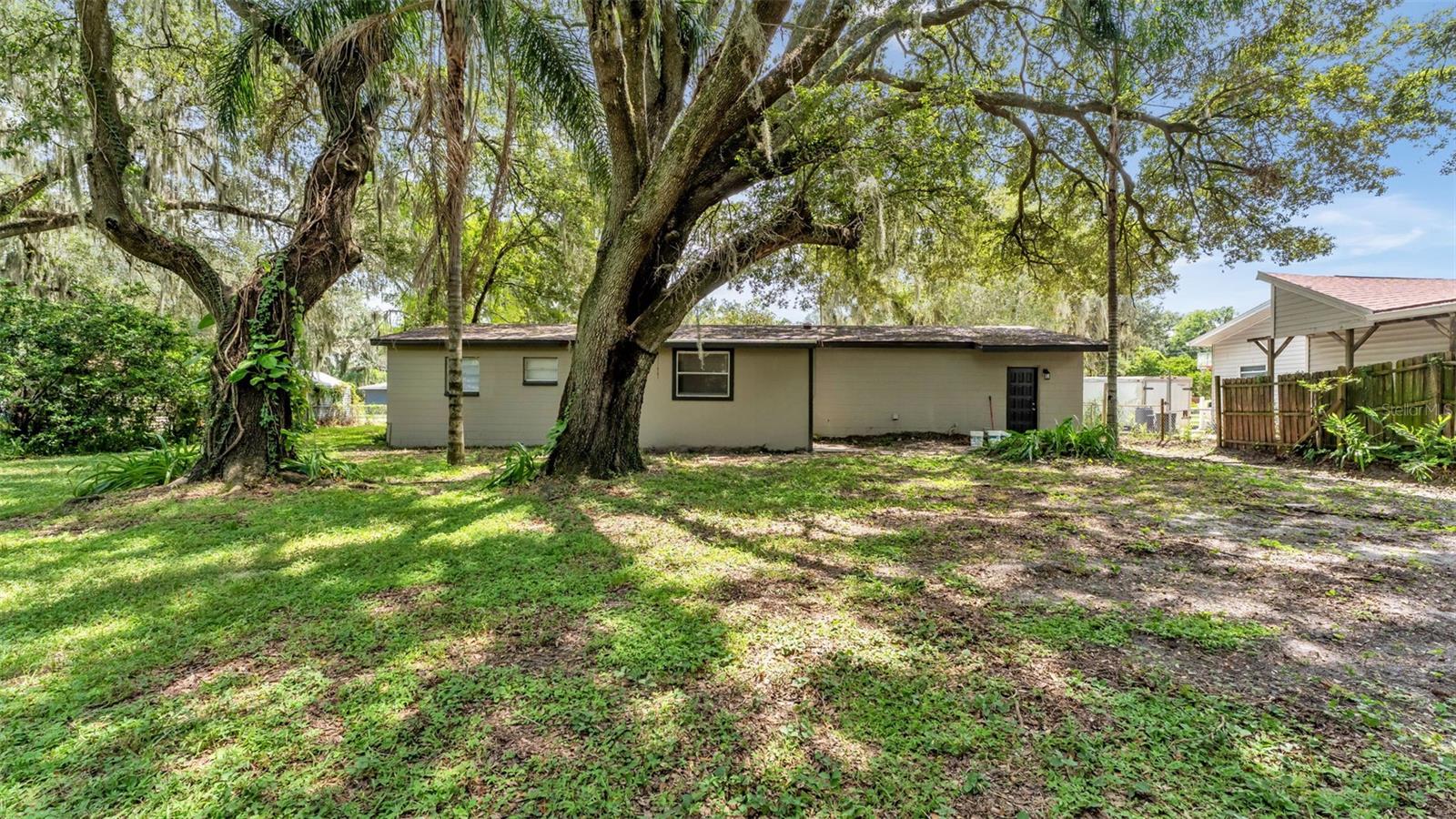5039 LAYTON LN