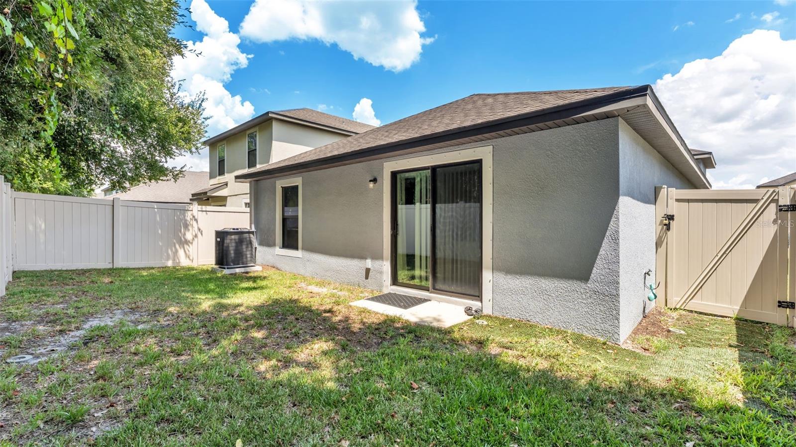 6270 MANITOBA DR