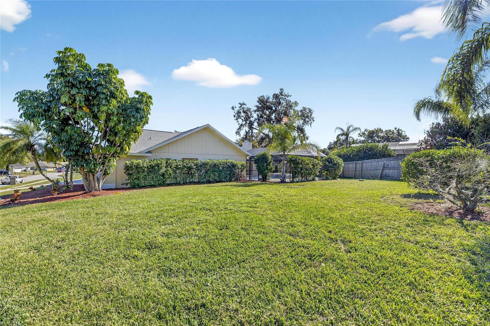 511 SPORTSMAN PARK DR