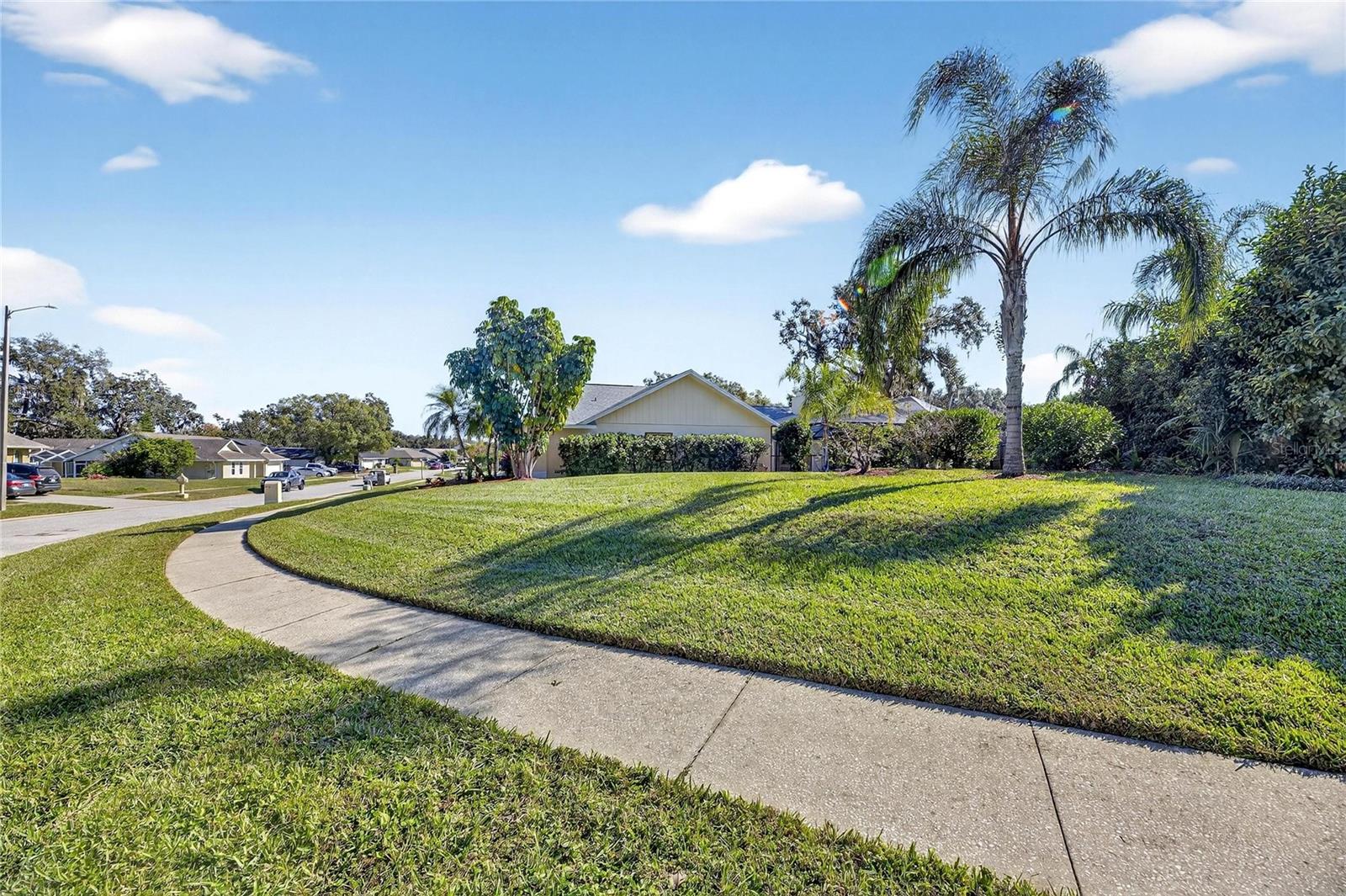 511 SPORTSMAN PARK DR