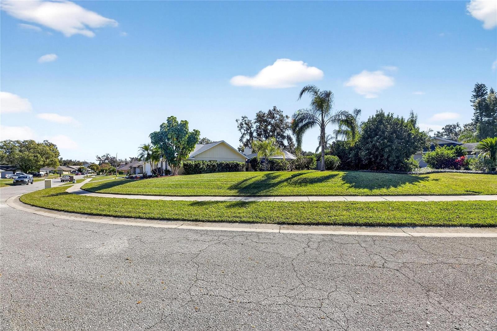 511 SPORTSMAN PARK DR