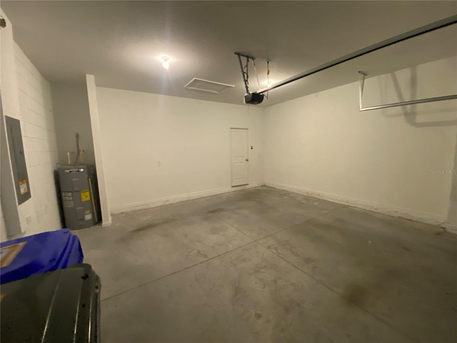 3808 SPRUCE CREEK DR