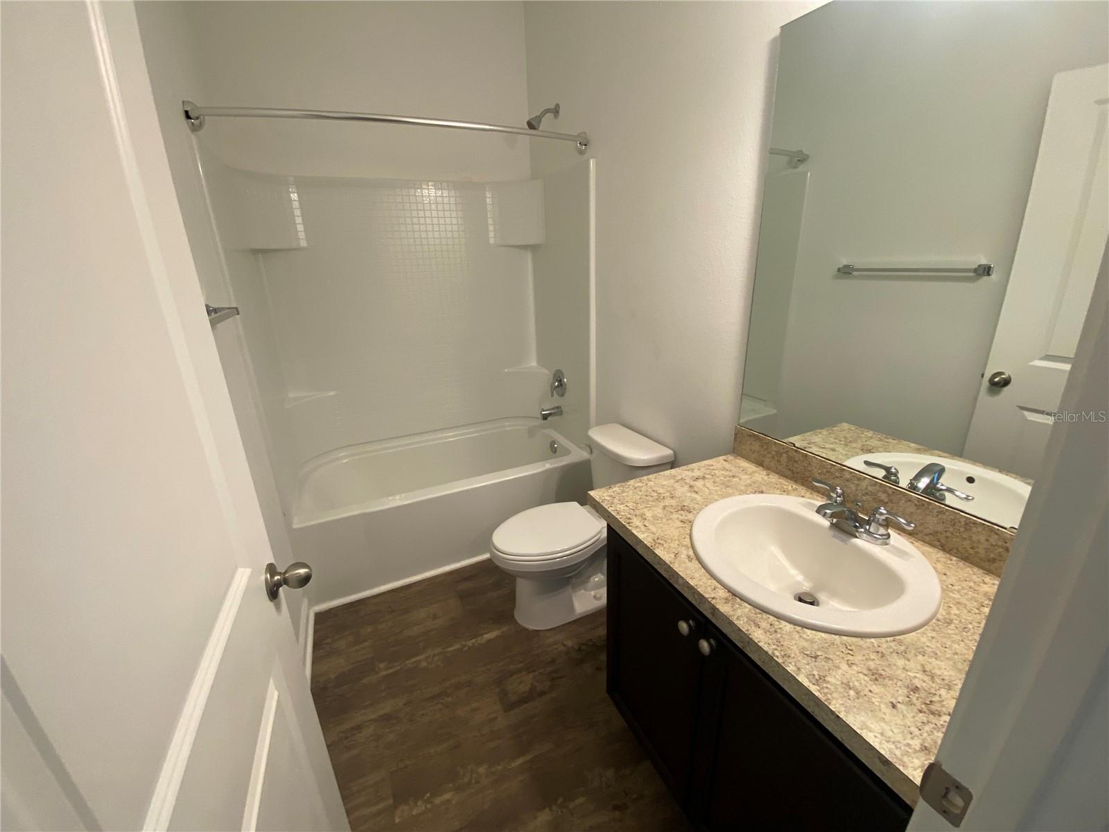 3808 SPRUCE CREEK DR