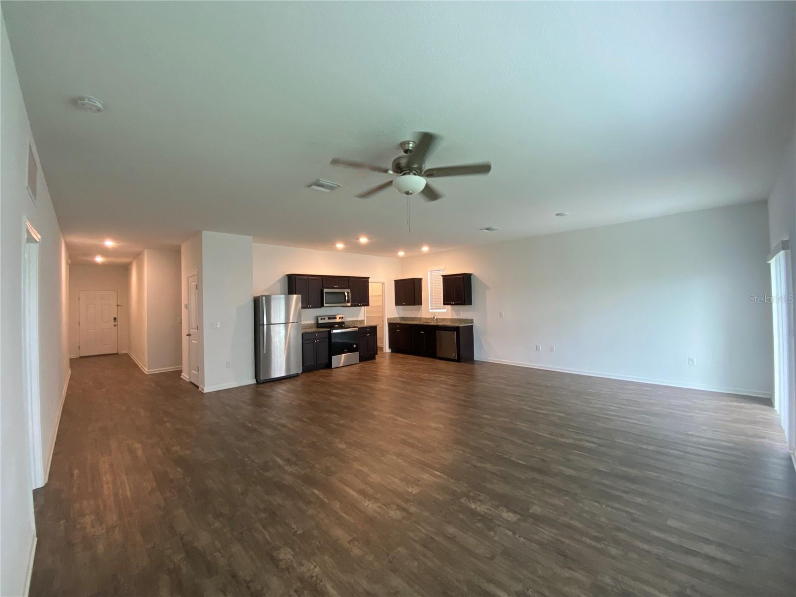 3808 SPRUCE CREEK DR