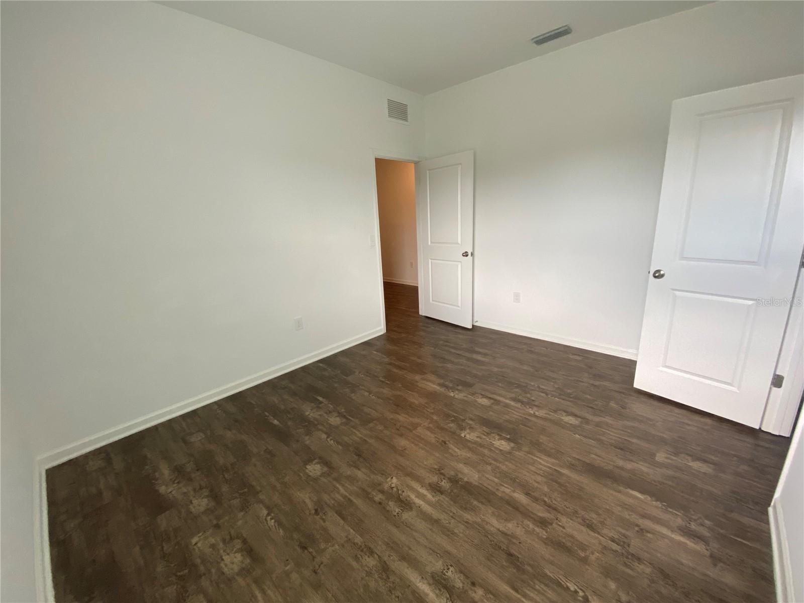 3808 SPRUCE CREEK DR