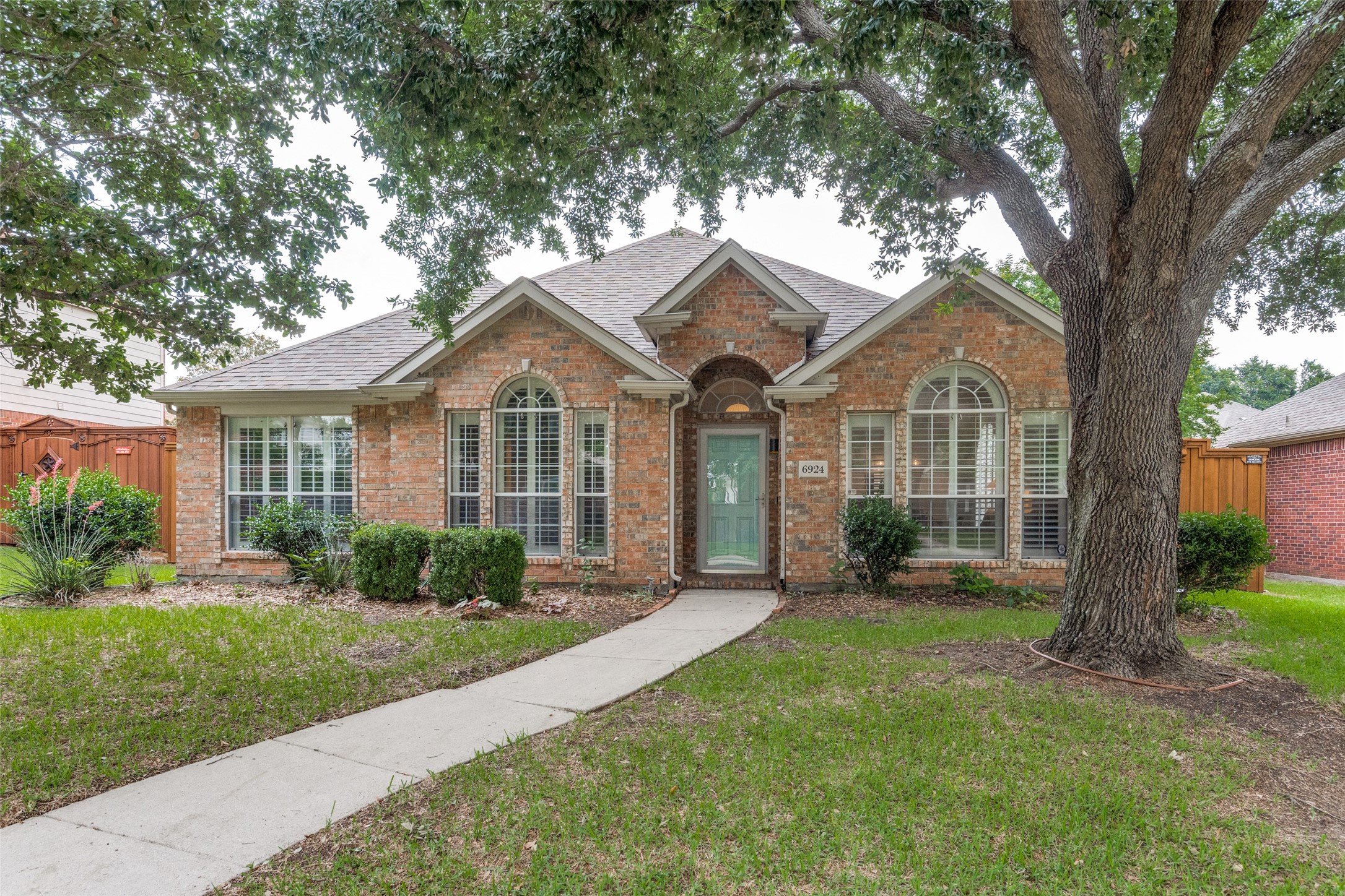 6924 Jasper Drive