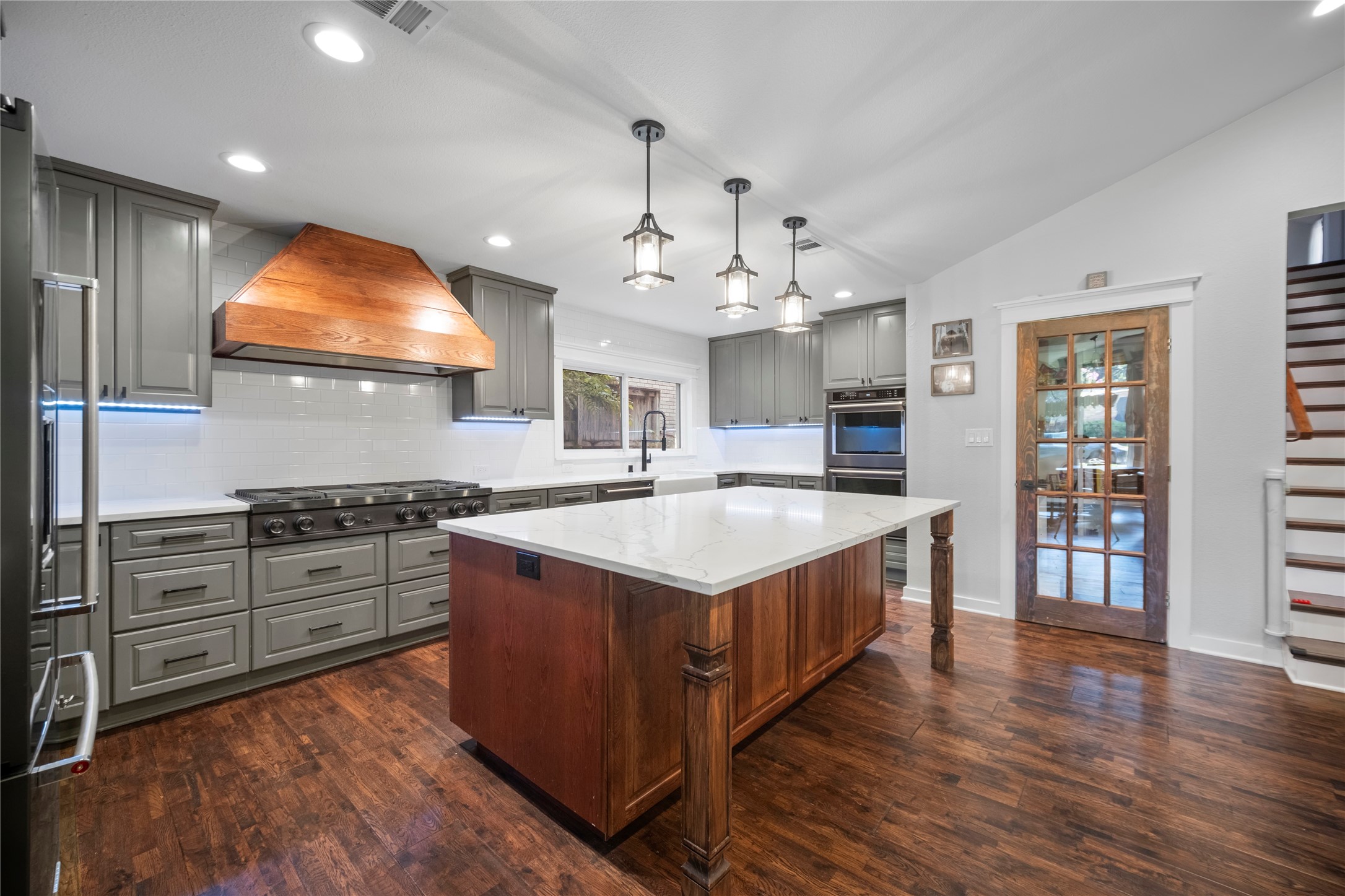 9839 Elmcrest Drive