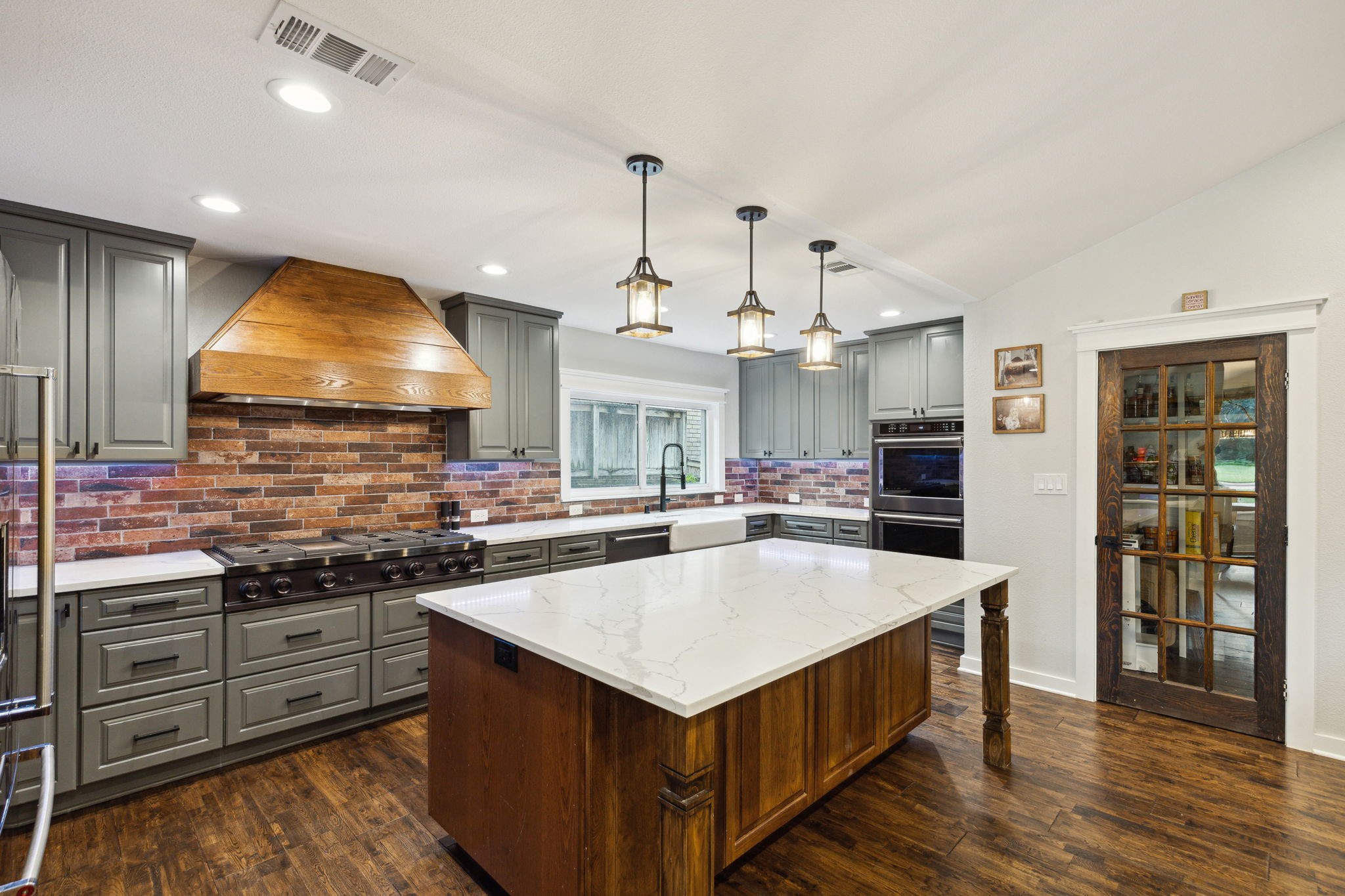 9839 Elmcrest Drive