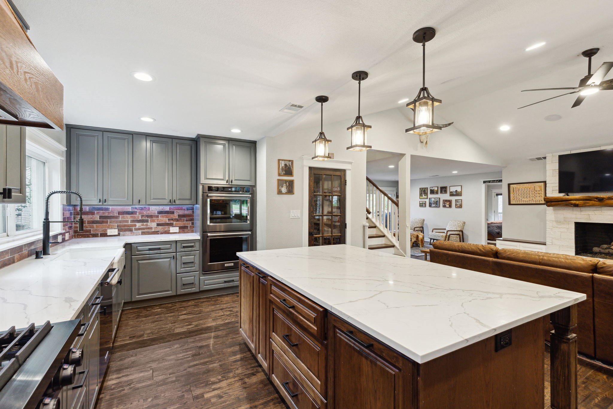 9839 Elmcrest Drive