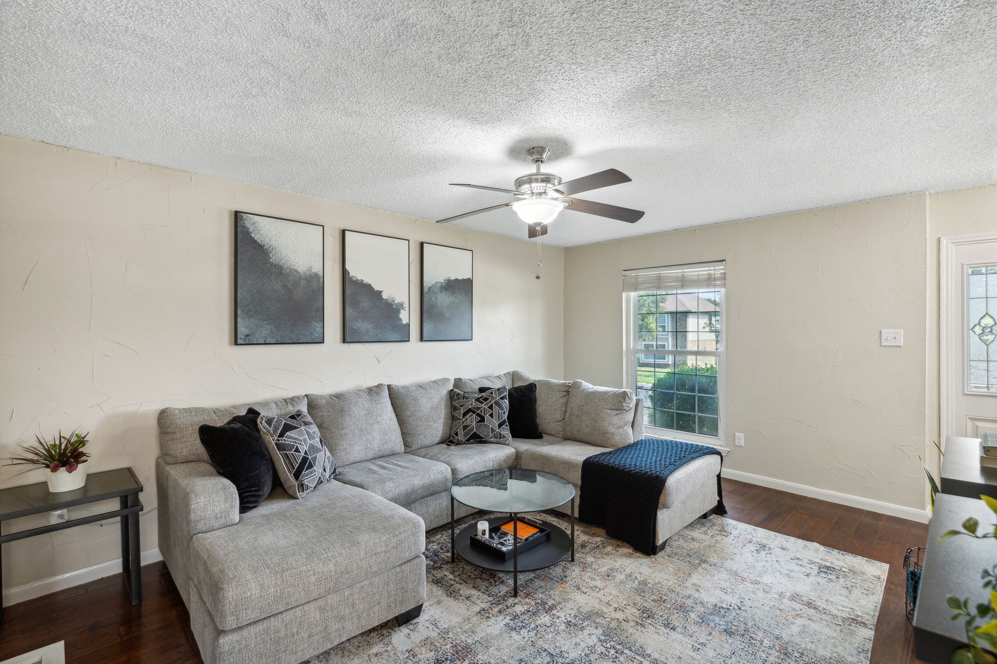1101 Holly Drive