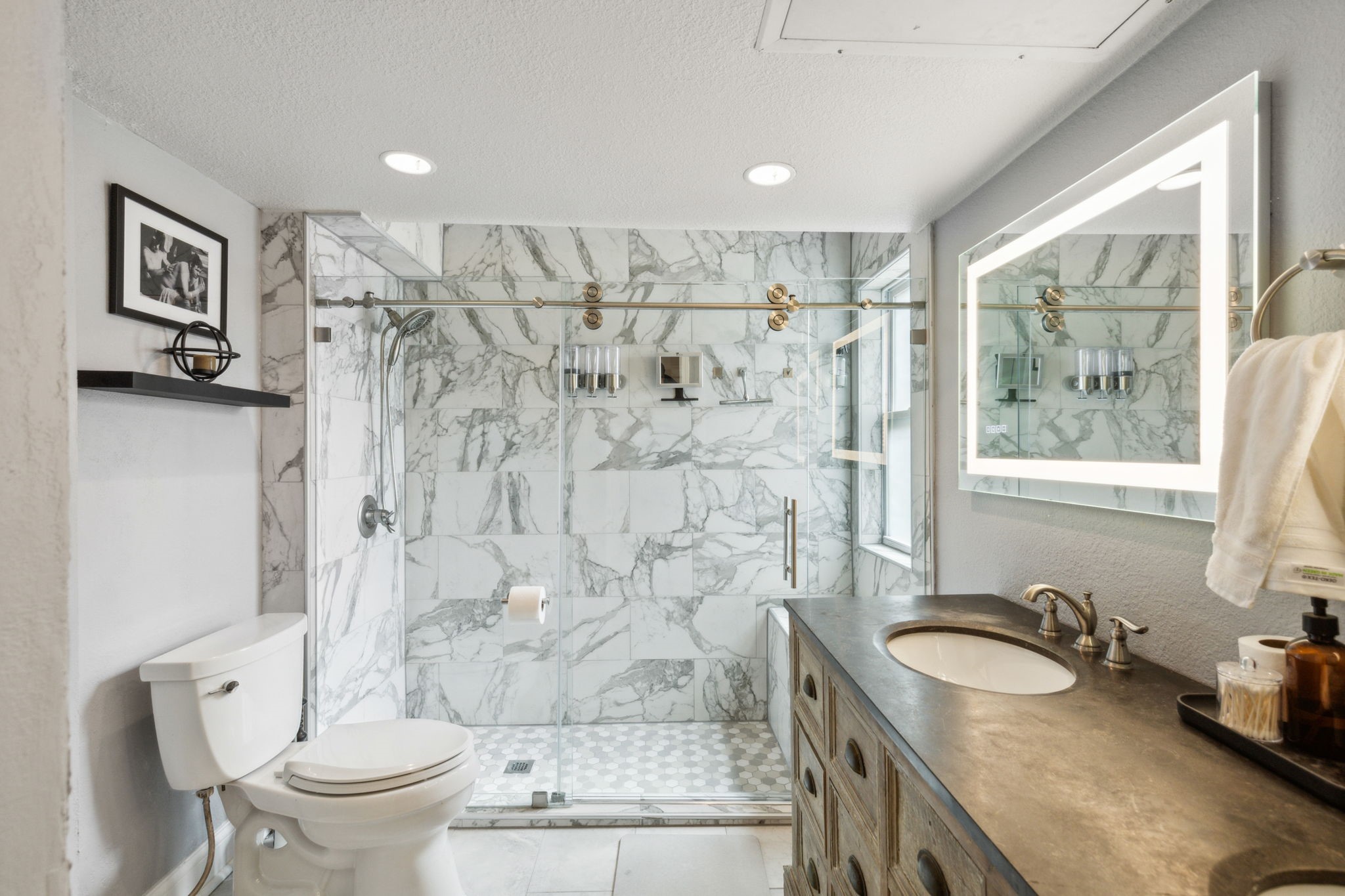 5590 Spring Valley Road F201