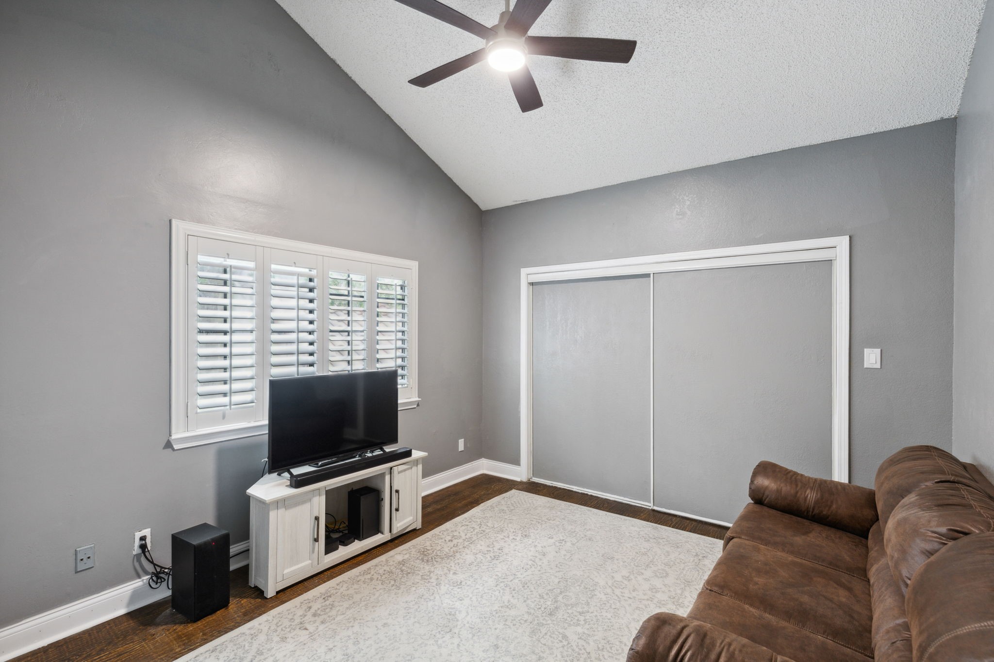 5590 Spring Valley Road F201