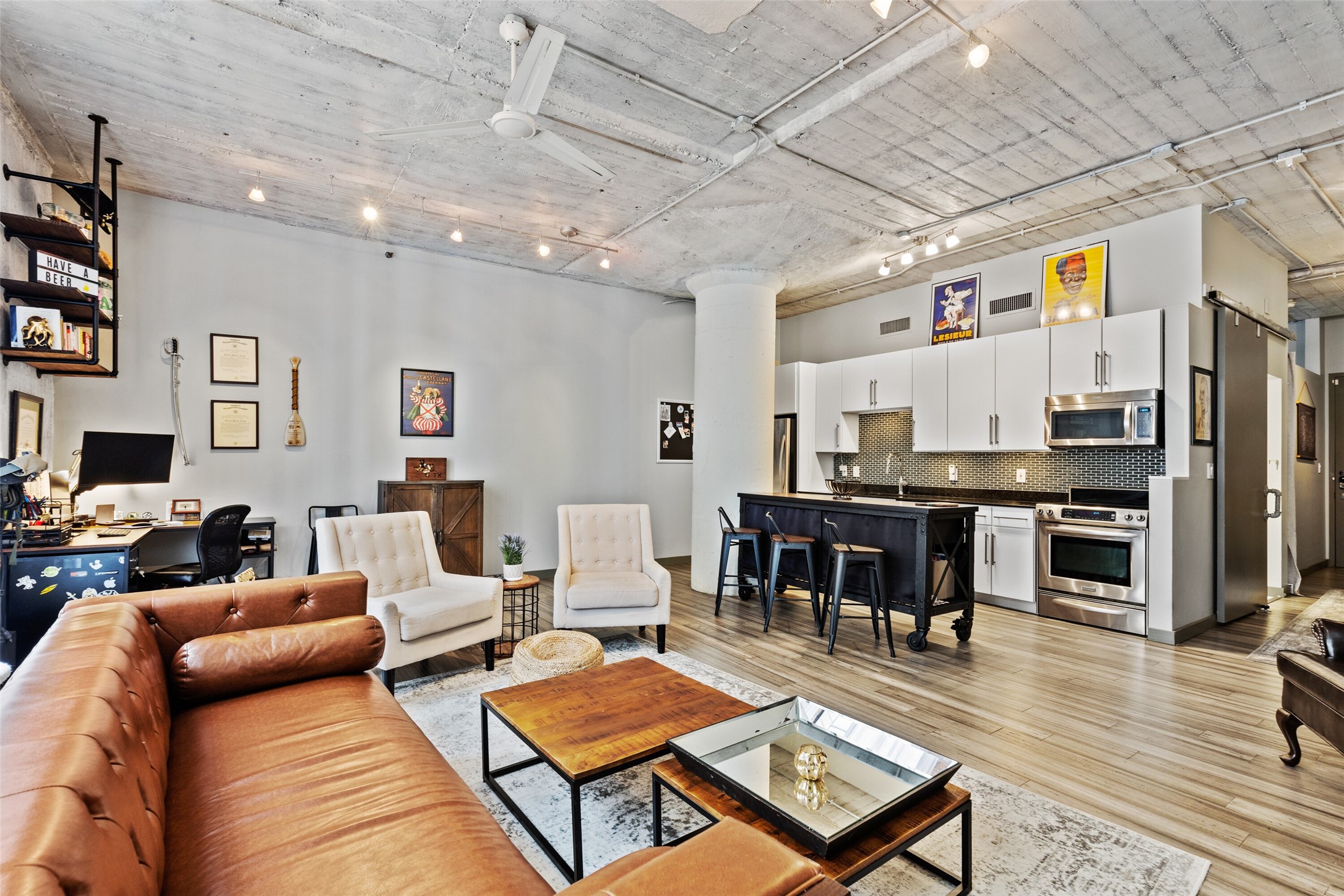 1122 Jackson Street 615