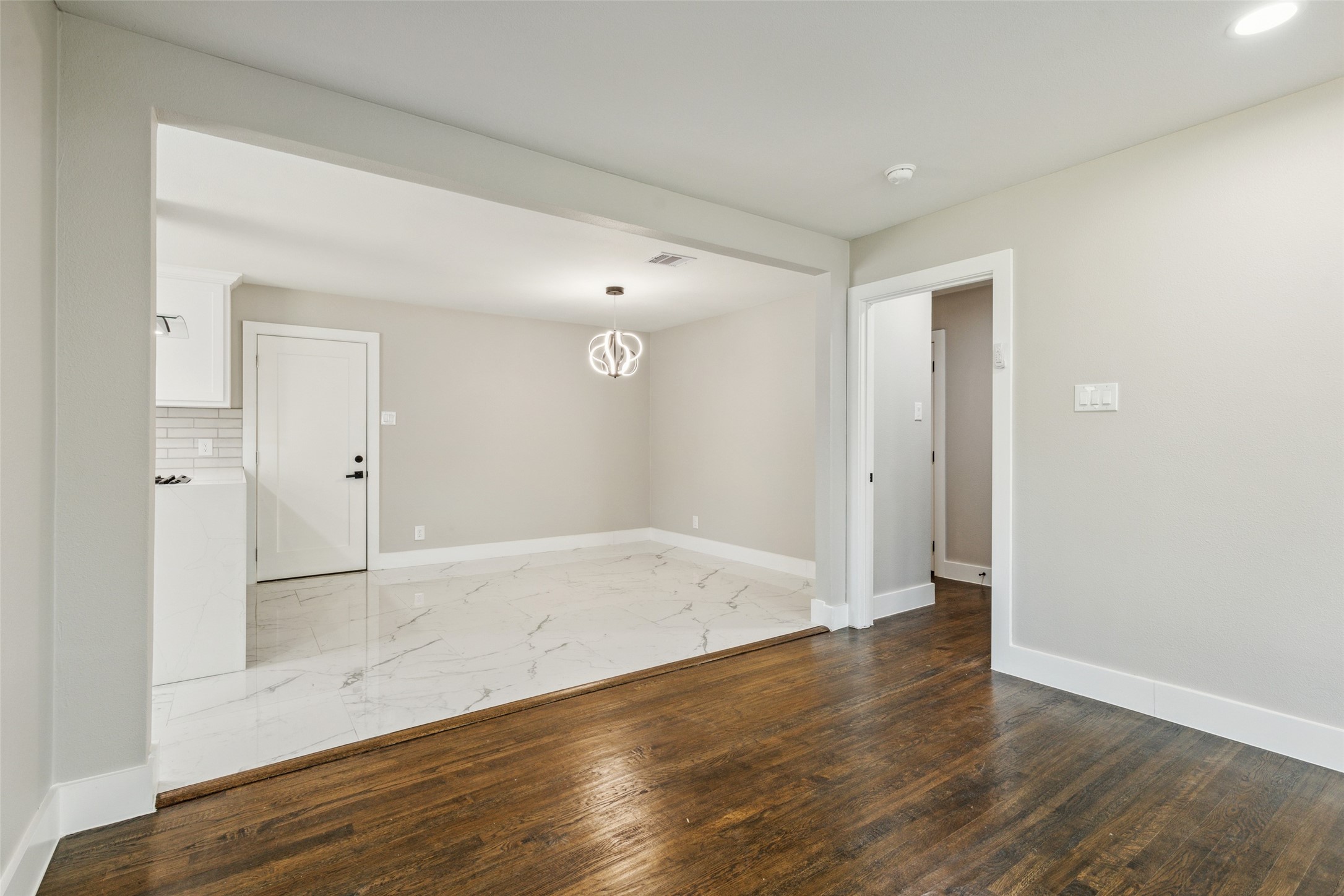 9779 Twin Creek Circle